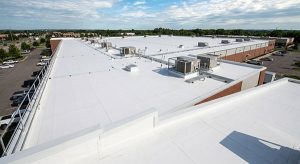 A new commercial flat roof
